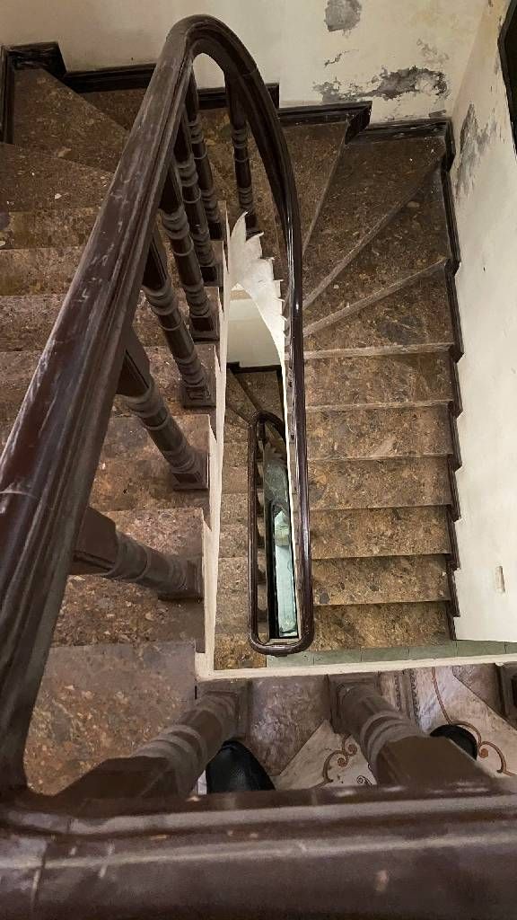 Bán nhà Trương Định - diện tích 50m2 4 tầng - Lô góc 2 mặt tiền - giá 19,5 tỷ