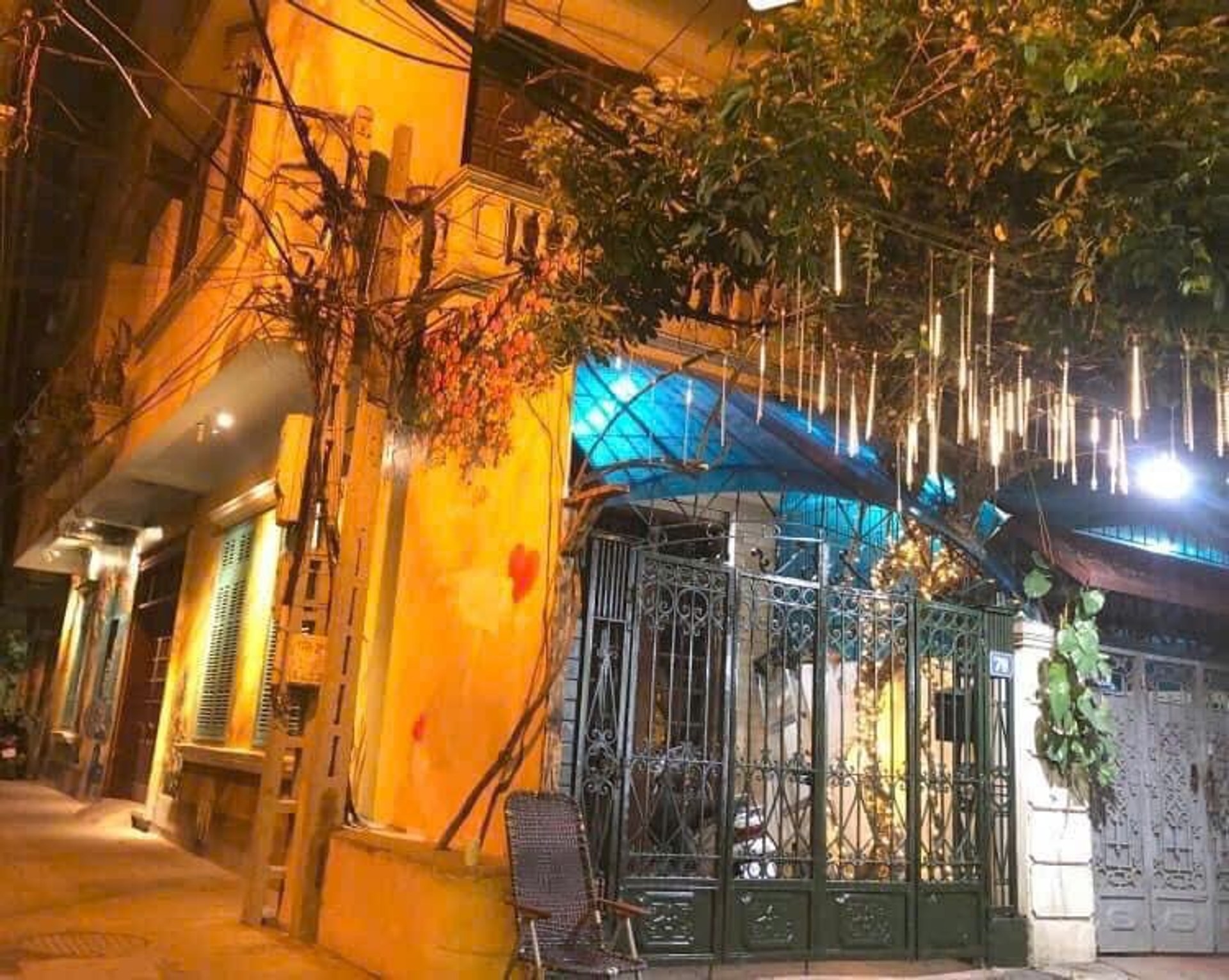 Bán nhà Ngõ Tự Do - diện tích 64m2 4 tầng - Lô góc 3 mặt thoáng - giá 27 tỷ