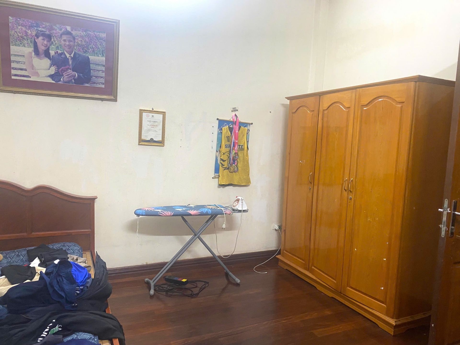 Bán nhà Ngõ Tự Do - diện tích 64m2 4 tầng - Lô góc 3 mặt thoáng - giá 27 tỷ