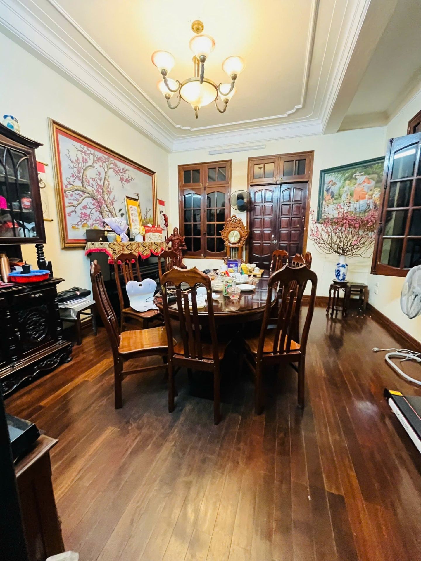 Bán nhà Ngõ Tự Do - diện tích 64m2 4 tầng - Lô góc 3 mặt thoáng - giá 27 tỷ