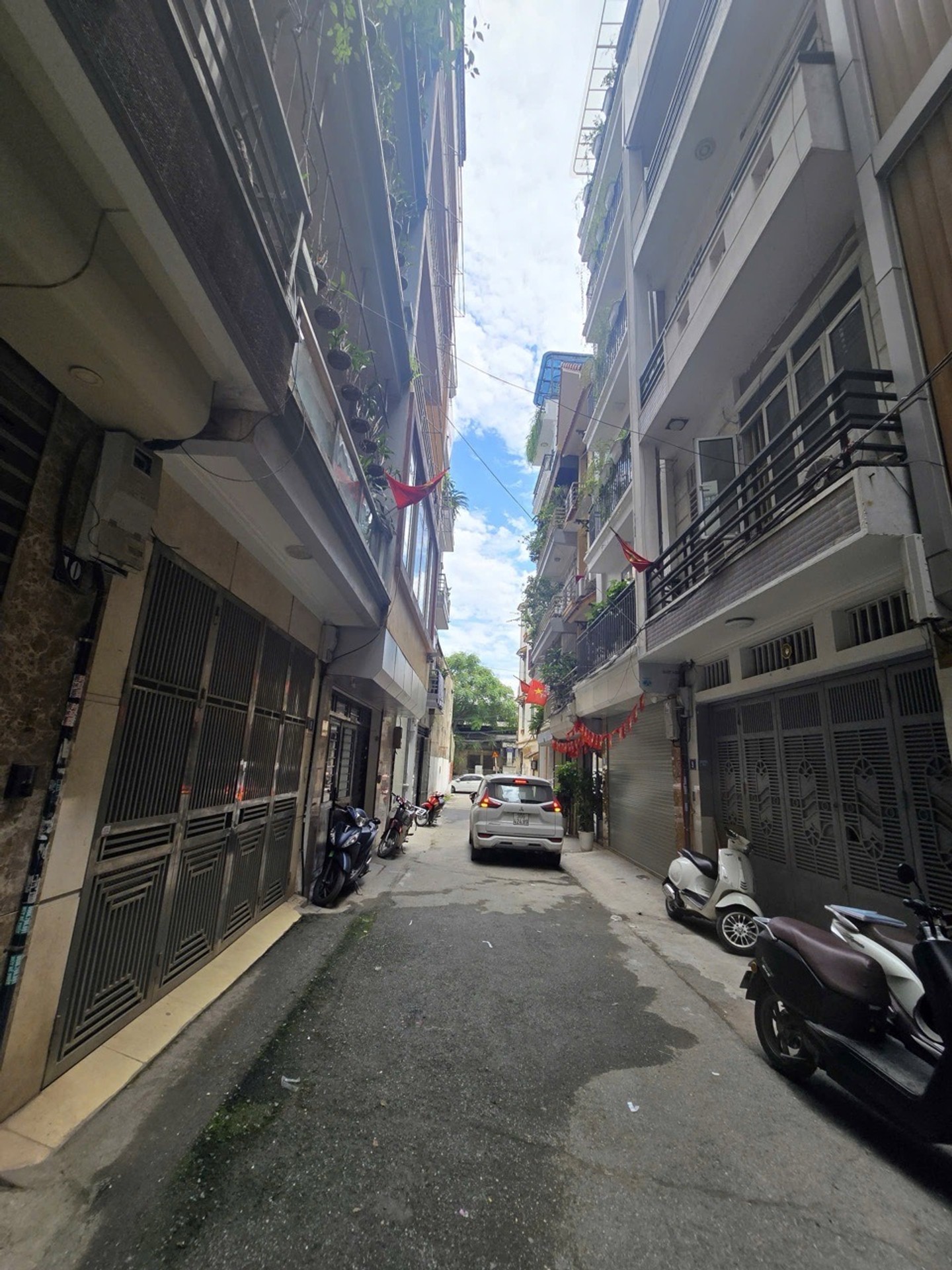 Bán nhà Lương Khánh Thiện - diện tích 68m2 7 tầng - Thang máy, gara ô tô - giá 29,2 tỷ