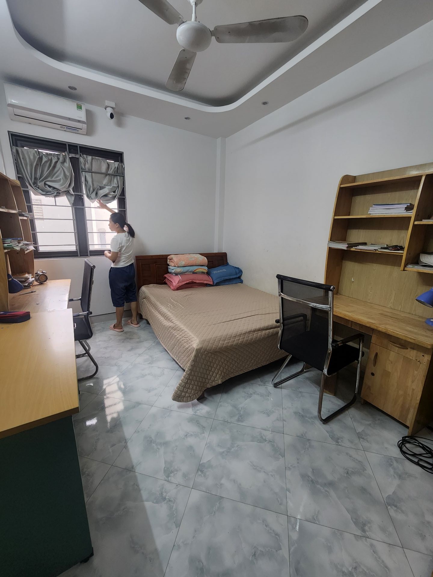Bán nhà Bằng Liệt - diện tích 45m2 5 tầng - Ô TÔ TRÁNH - giá 11,8 tỷ
