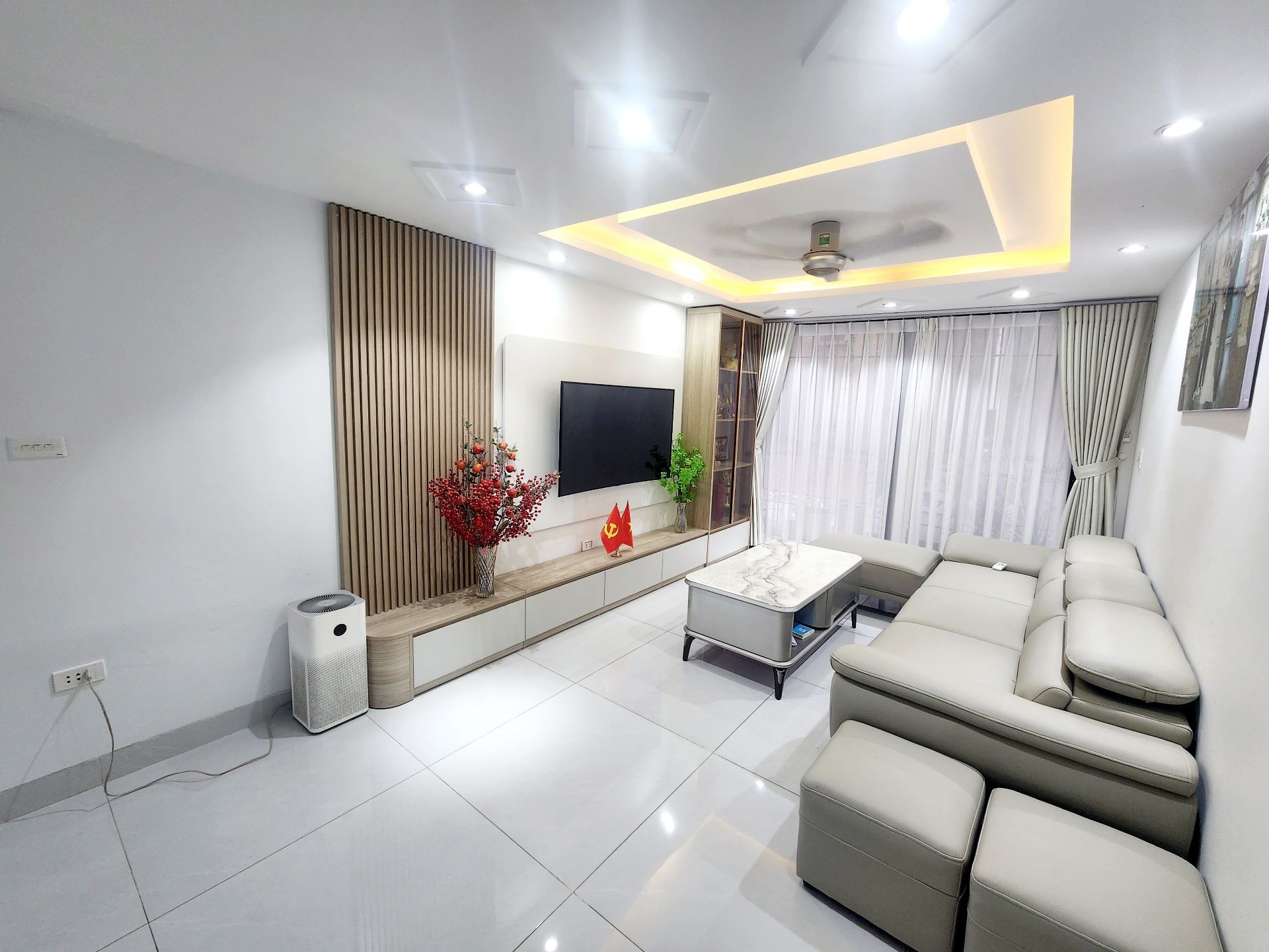 Bán nhà Bằng Liệt - diện tích 45m2 5 tầng - Ô TÔ TRÁNH - giá 11,8 tỷ