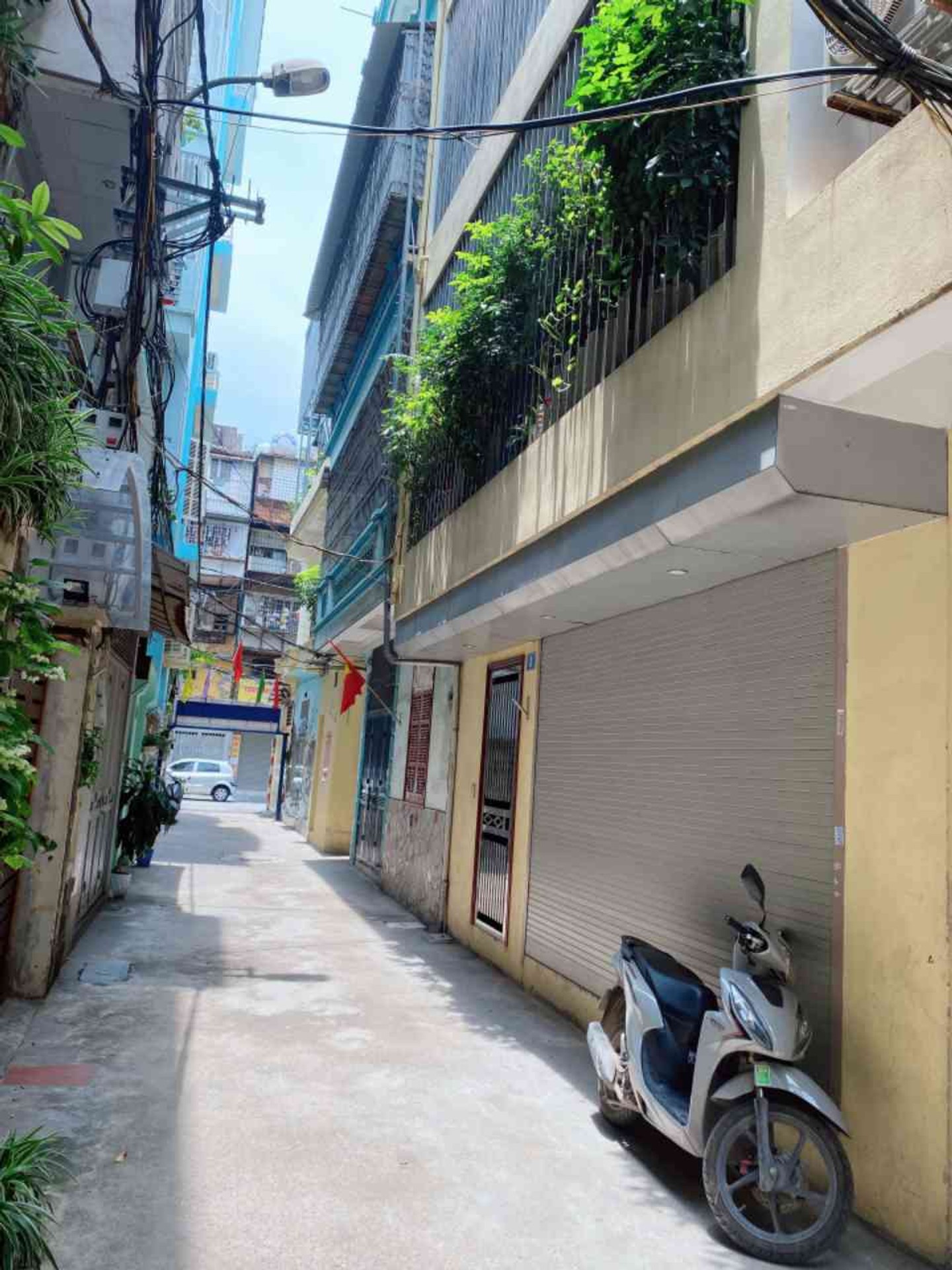 Bán nhà Khuất Duy Tiến - diện tích 19m2 5 tầng - Cách ô tô 3m - giá 7,8 tỷ