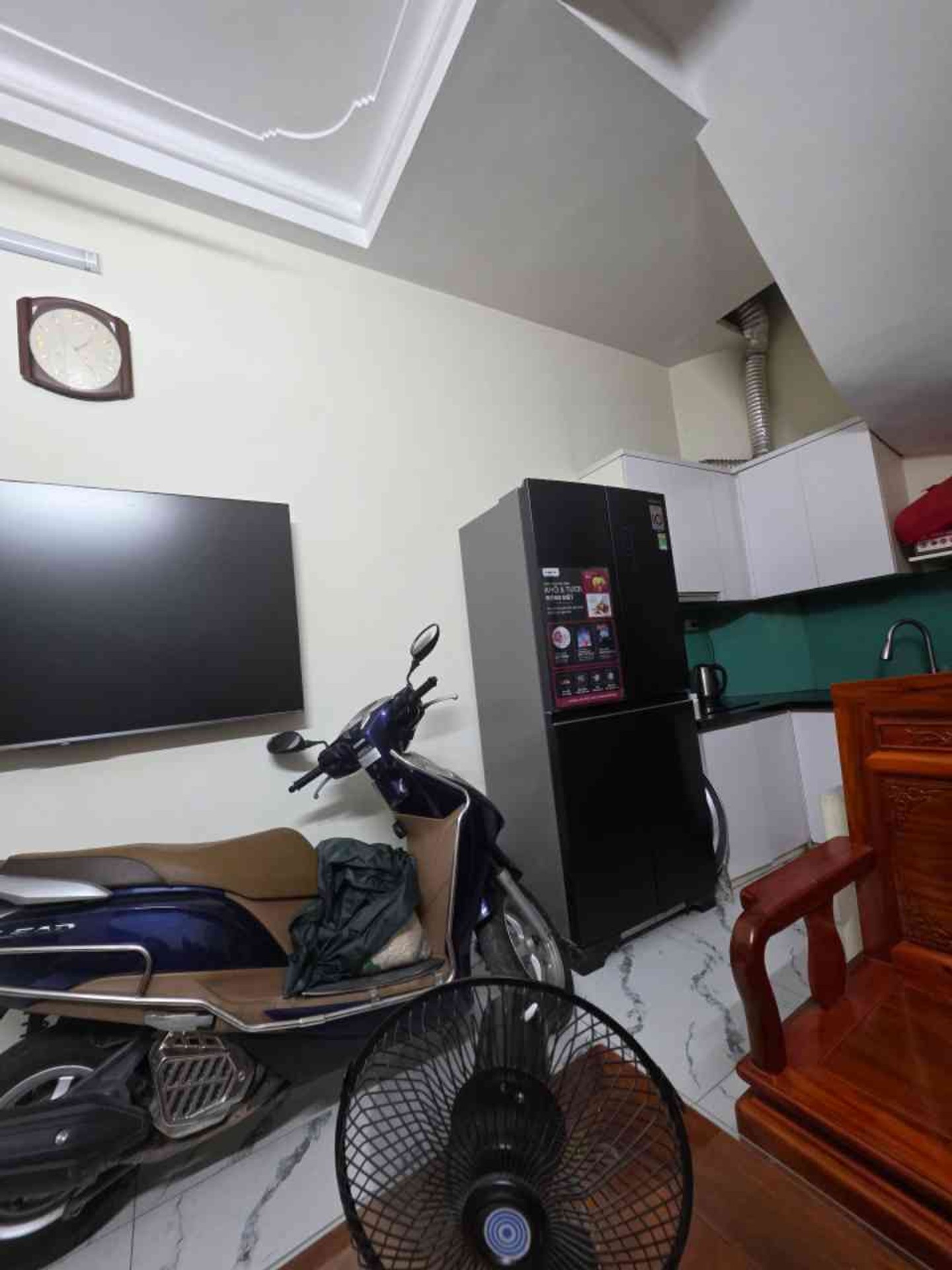 Bán nhà Khuất Duy Tiến - diện tích 19m2 5 tầng - Cách ô tô 3m - giá 7,8 tỷ
