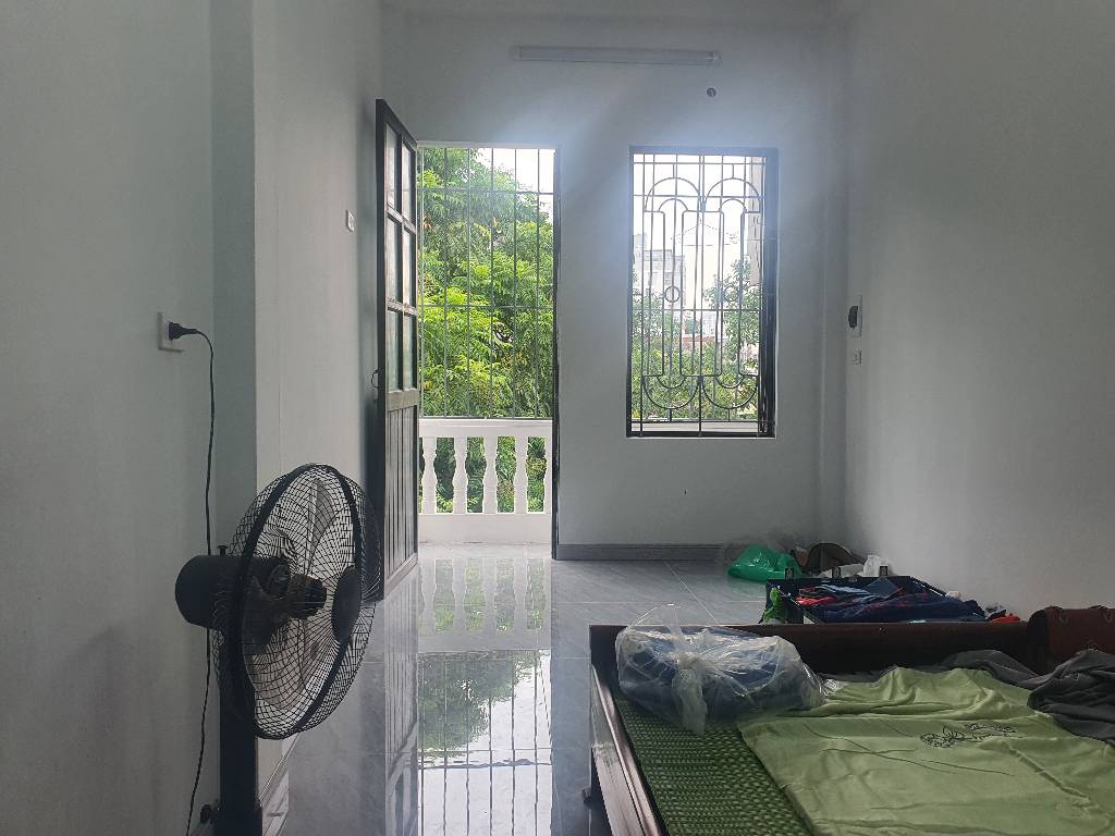 Bán nhà Trương Định - diện tích 32m2 5 tầng - Ô TÔ TRÁNH - giá 10,2 tỷ