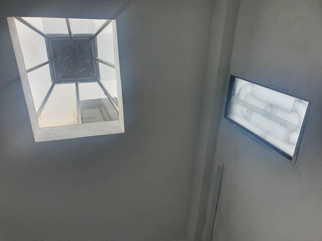 Bán nhà Trương Định - diện tích 32m2 5 tầng - Ô TÔ TRÁNH - giá 10,2 tỷ