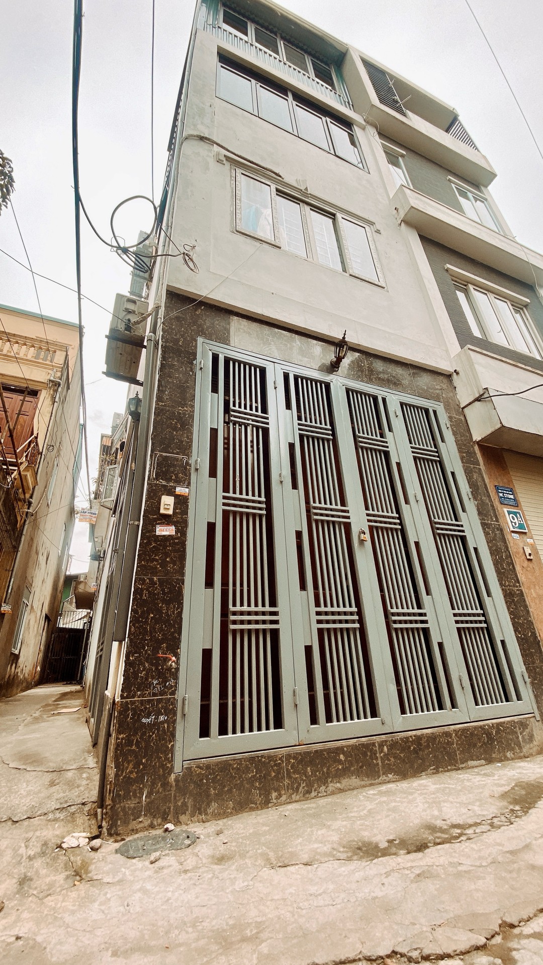 Bán nhà Nguyễn Khoái - diện tích 69m2 4 tầng - Mặt ngõ lô góc - giá 7,2 tỷ