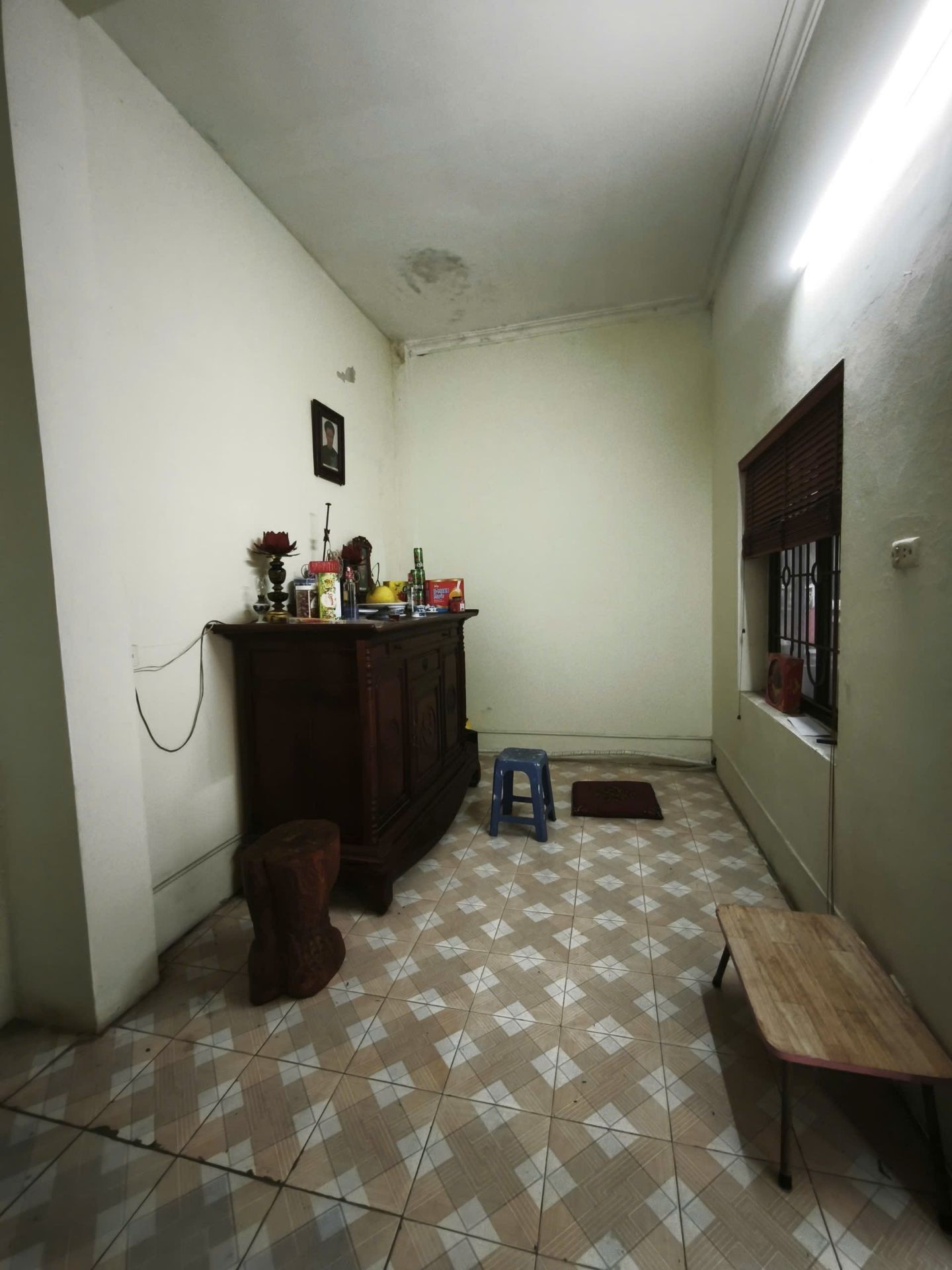 Bán nhà Pháo Đài Láng - diện tích 65m2 3 tầng - Mặt phố cực đẹp - giá 29 tỷ