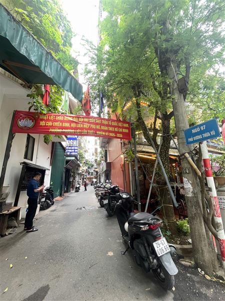 Bán nhà Vương Thừa Vũ - diện tích 47.1m2 5 tầng - Lô góc 2 mặt thoáng - giá 27,5 tỷ