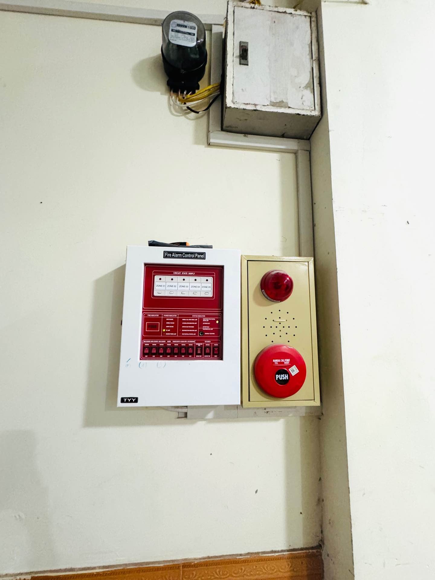Bán nhà Bùi Ngọc Dương - diện tích 53m2 5 tầng - Cực hiếm nhà dòng tiền - giá 11,6 tỷ