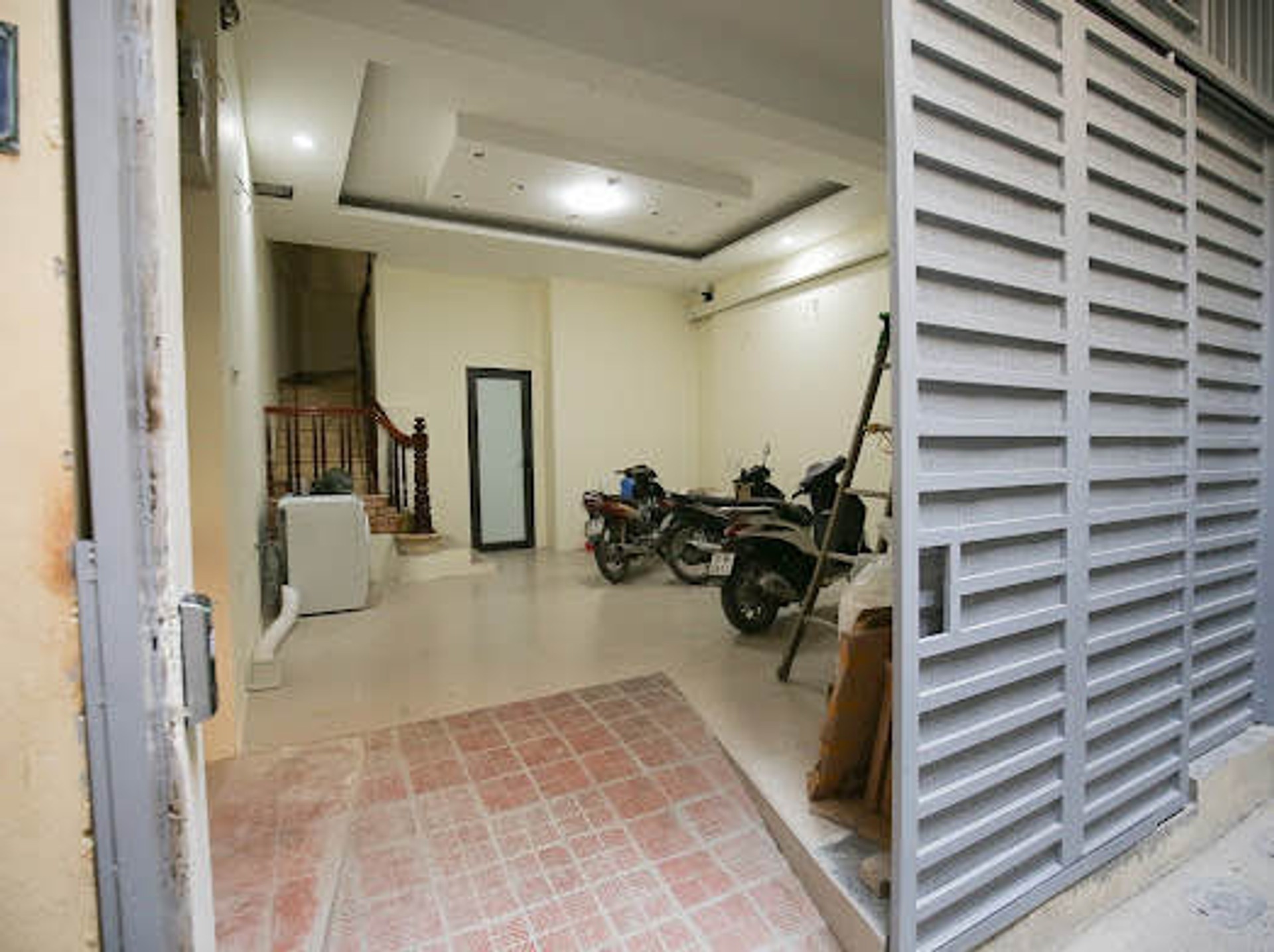 Bán nhà Bùi Ngọc Dương - diện tích 53m2 5 tầng - Cực hiếm nhà dòng tiền - giá 11,6 tỷ