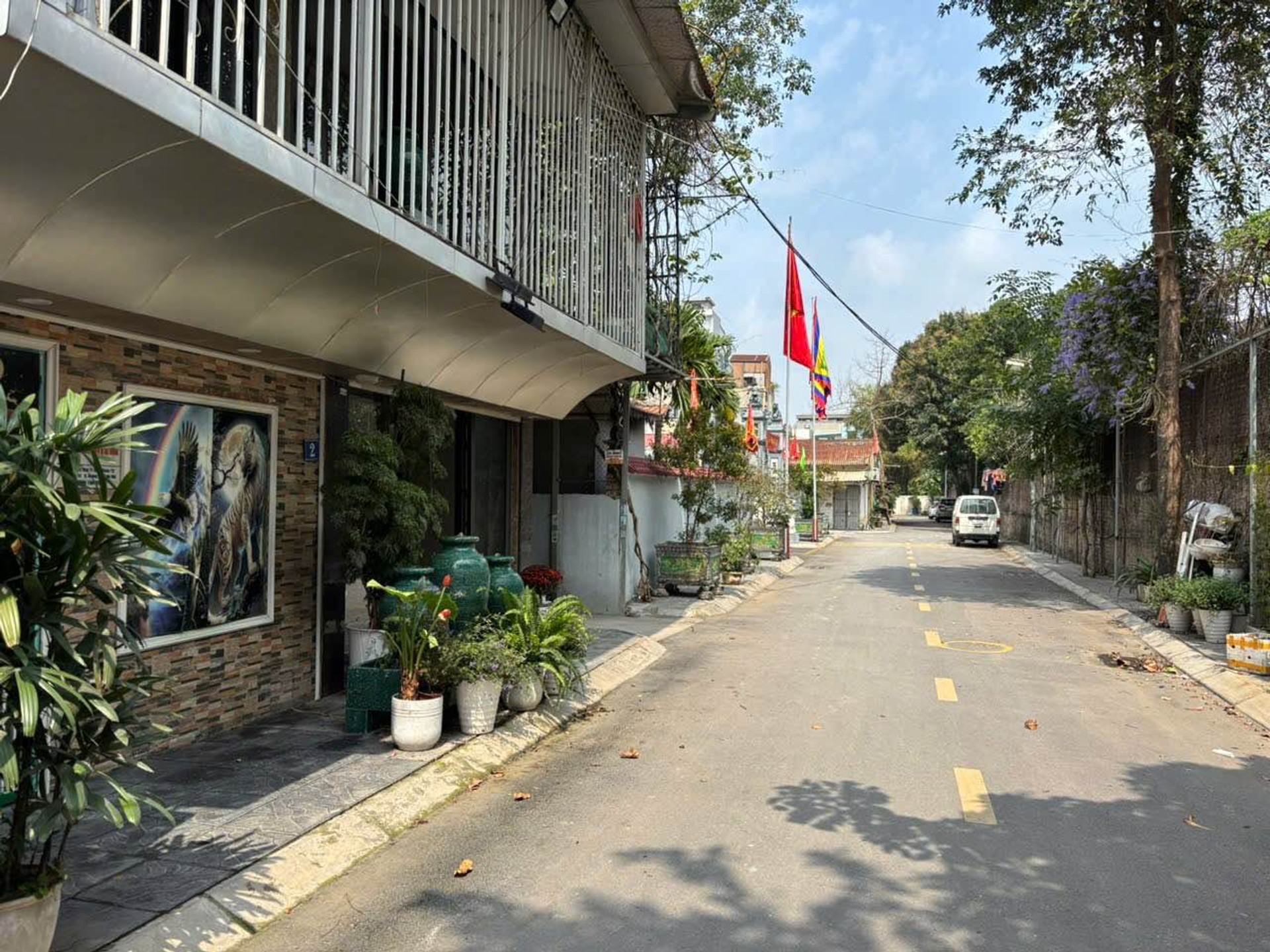 Bán nhà Nguyễn Khoái - diện tích 92m2 2 tầng - Ô TÔ TRÁNH - giá 11,5 tỷ