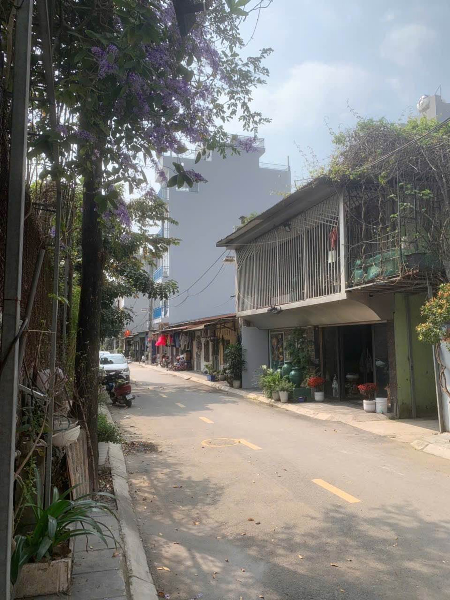 Bán nhà Nguyễn Khoái - diện tích 92m2 2 tầng - Ô TÔ TRÁNH - giá 11,5 tỷ