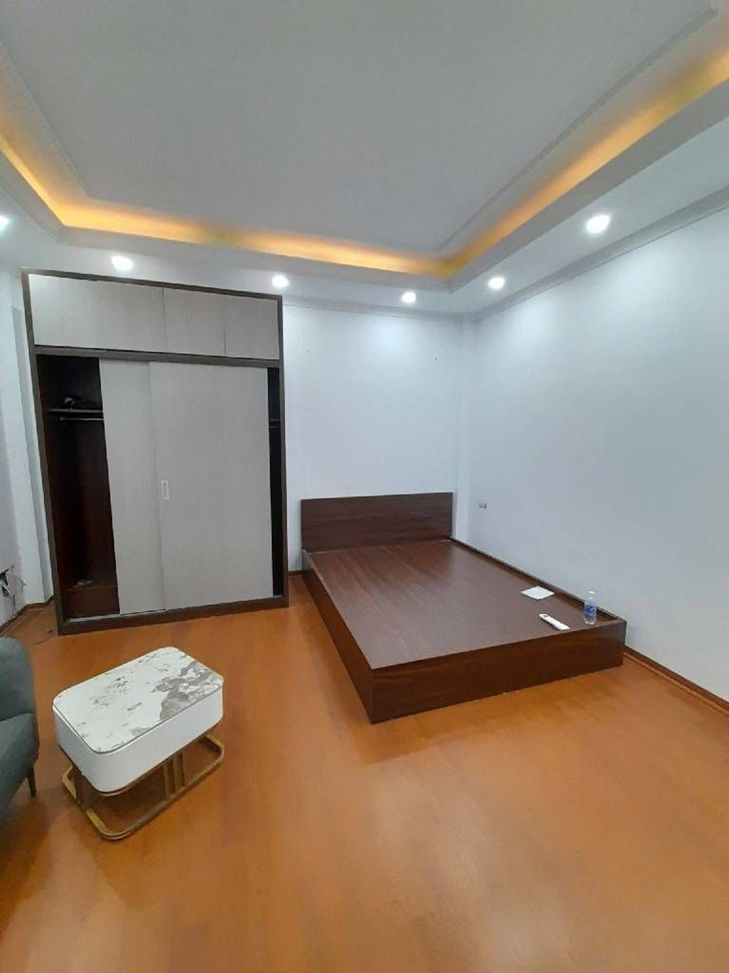 Bán nhà Đại Từ - diện tích 41m2 4 tầng - Ô tô nhỏ qua - giá 9,5 tỷ
