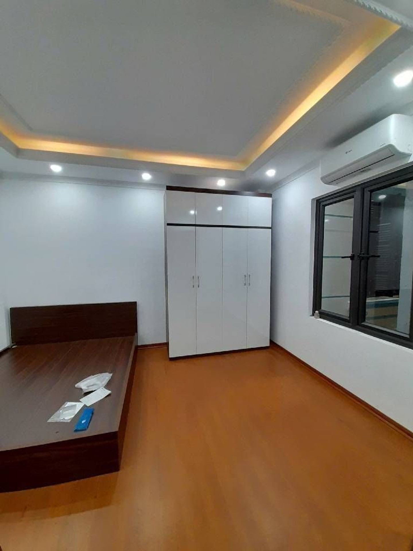 Bán nhà Đại Từ - diện tích 41m2 4 tầng - Ô tô nhỏ qua - giá 9,5 tỷ