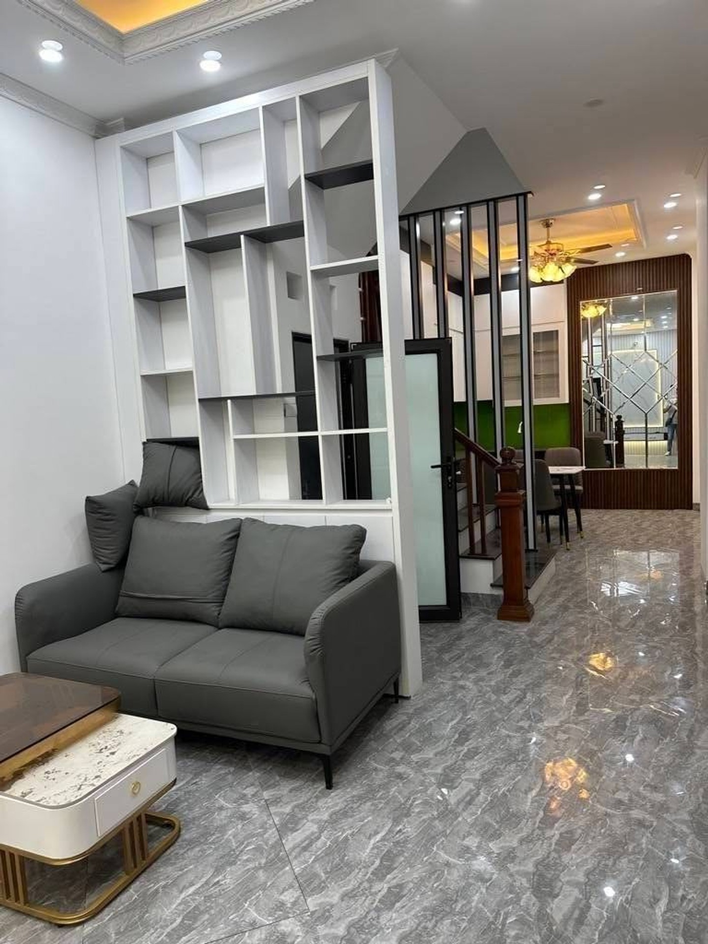 Bán nhà Đại Từ - diện tích 41m2 4 tầng - Ô tô nhỏ qua - giá 9,5 tỷ
