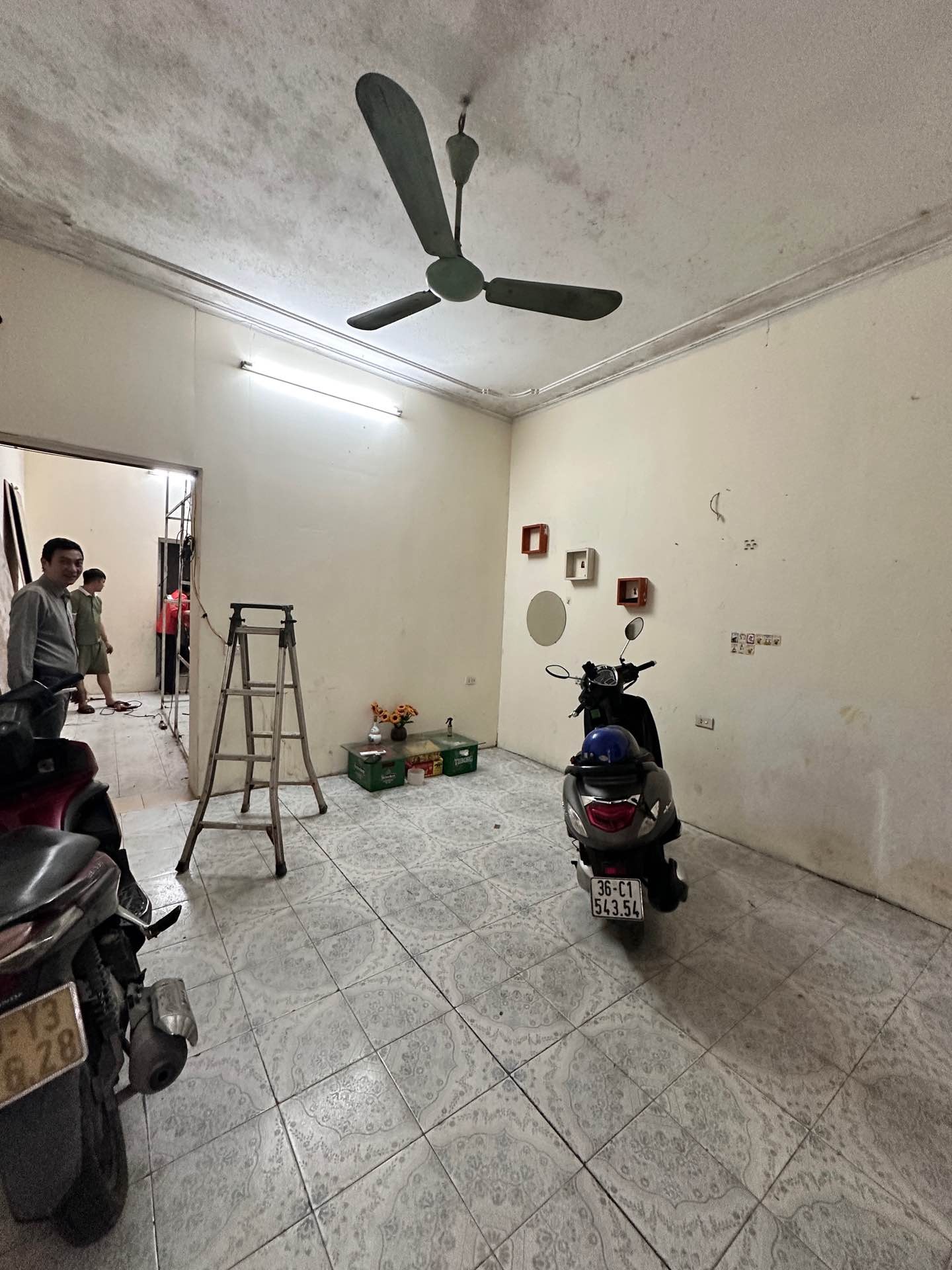 Bán nhà Hoàng Mai - diện tích 60m2 3 tầng - Phân Lô Ô Tô tránh - giá 16,9 tỷ