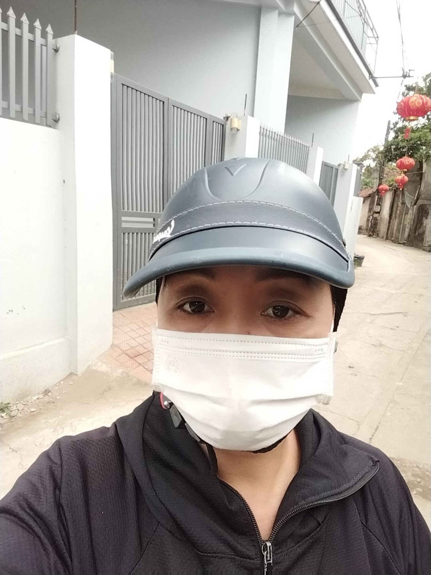 Bán nhà Ngõ ngách - diện tích 256.5m2 3 tầng - Ô TÔ 4 CHỖ ĐỖ CỬA - giá 25,6 tỷ