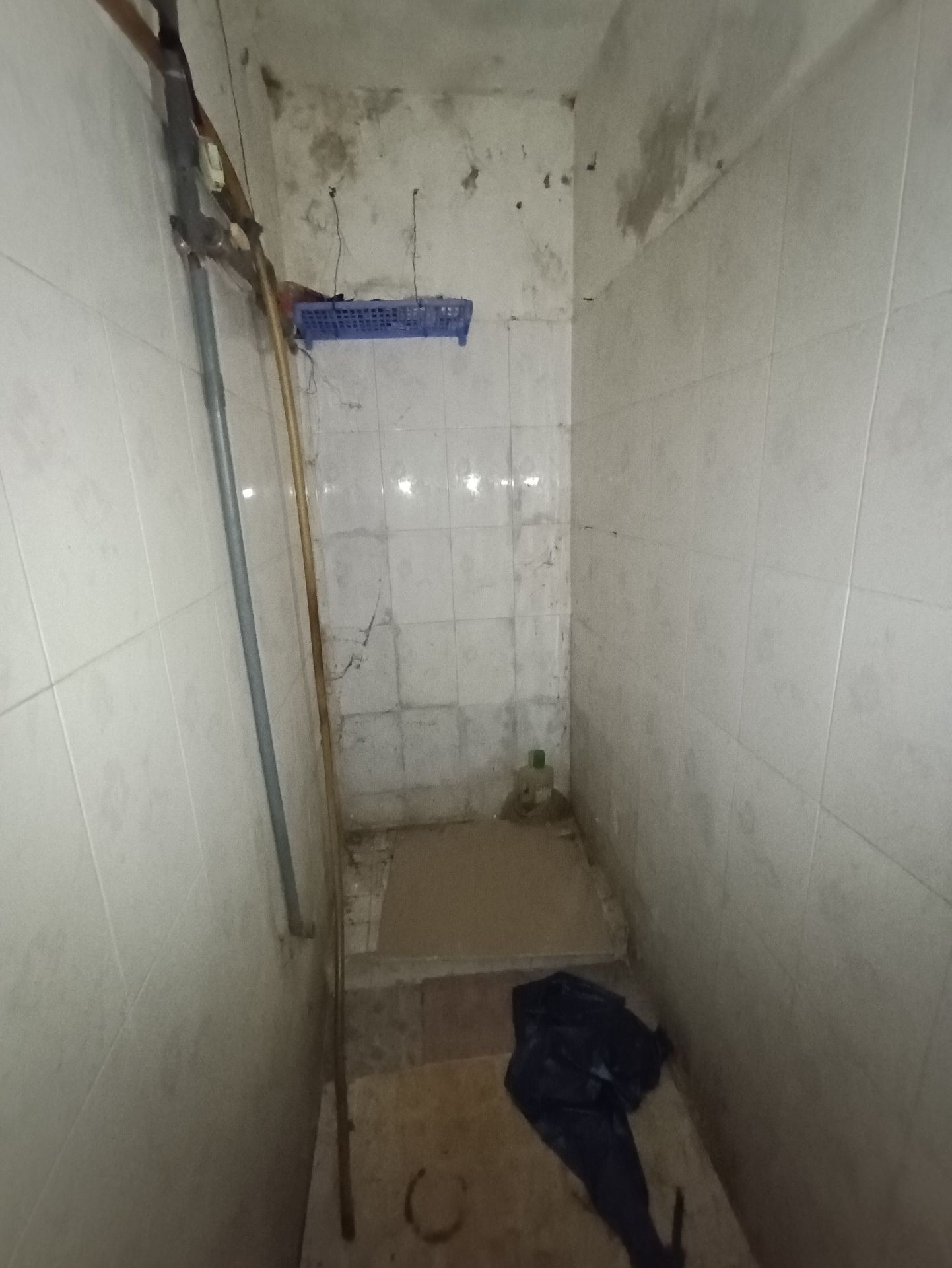 Bán nhà Tân Mai - diện tích 17m2 1 tầng - Nhà tập thể tầng 1 - giá 2,05 tỷ