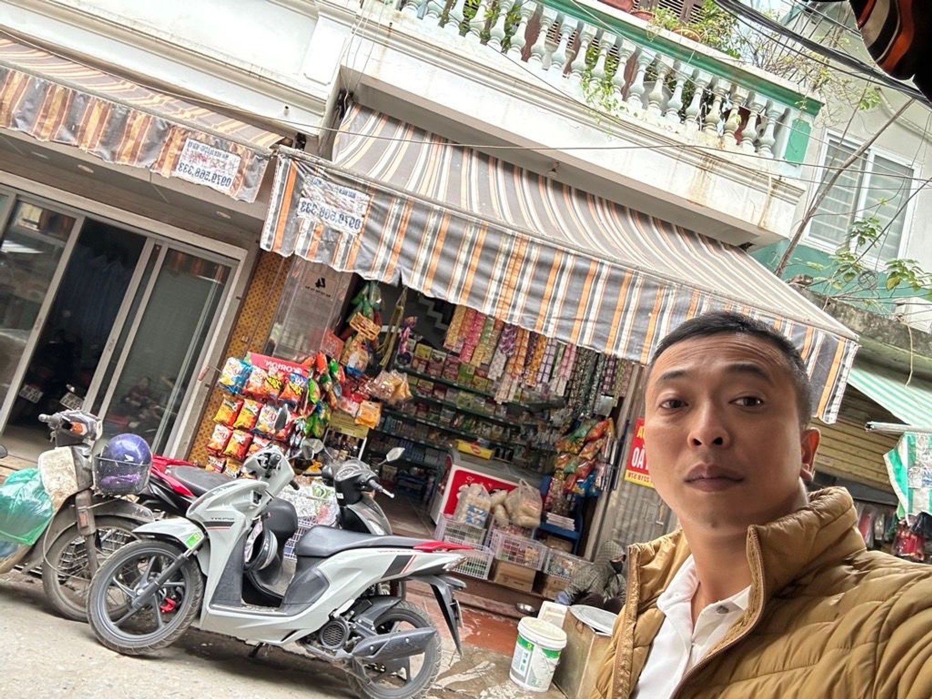 Bán nhà Tân Mai - diện tích 43m2 4 tầng - ô tô qua nhà - giá 16,5 tỷ