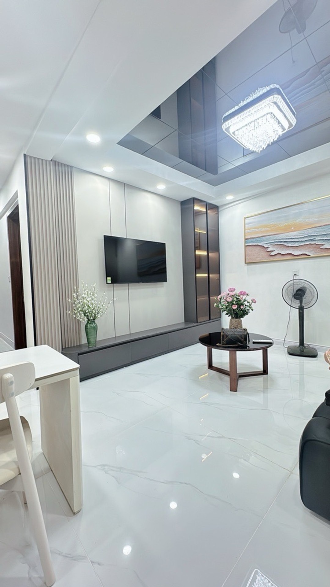 Bán nhà Chùa Láng - diện tích 65m2 5 tầng - Tập thể Bưu Điện - giá 4,25 tỷ
