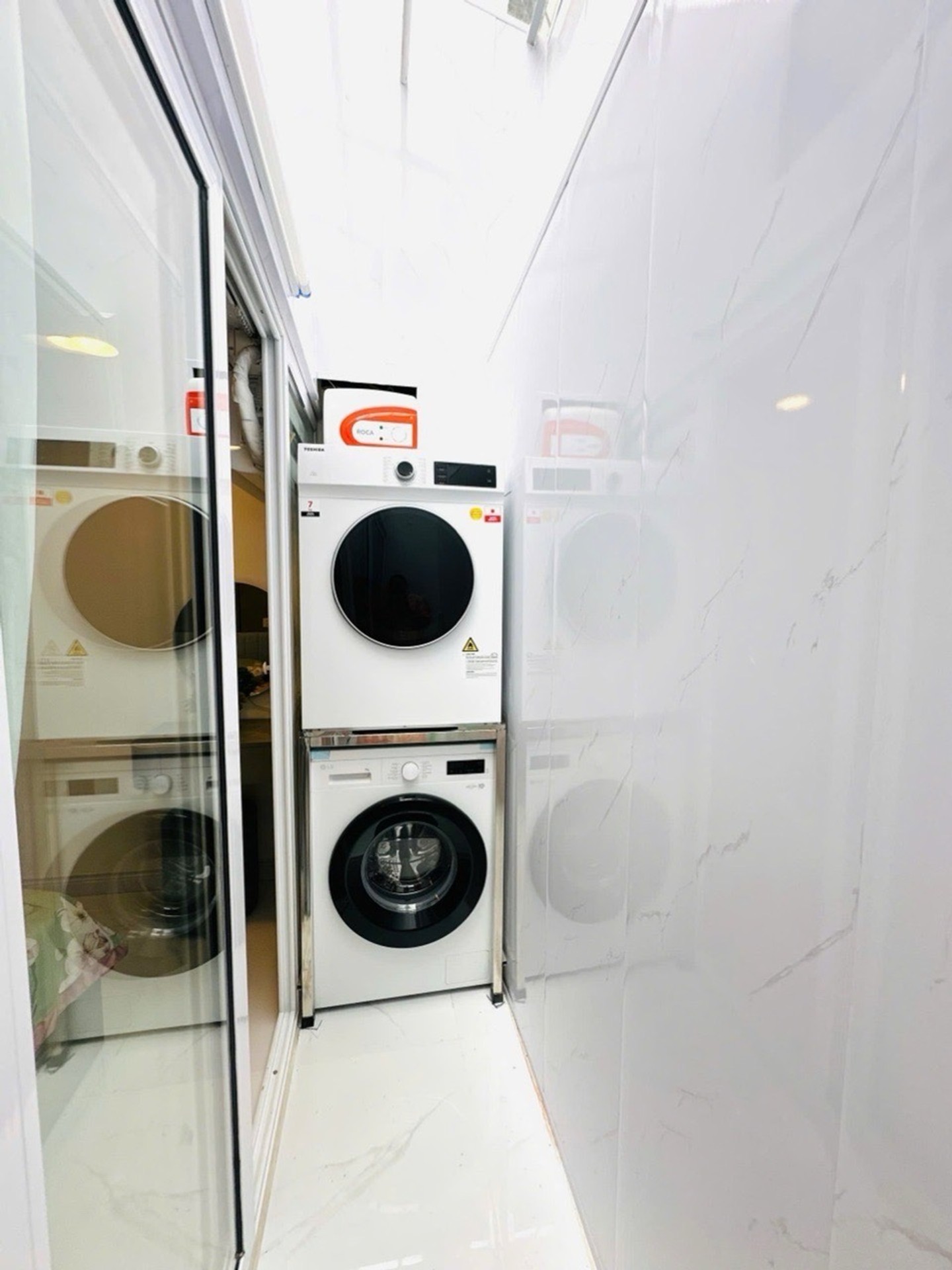 Bán nhà Chùa Láng - diện tích 65m2 5 tầng - Tập thể Bưu Điện - giá 4,25 tỷ