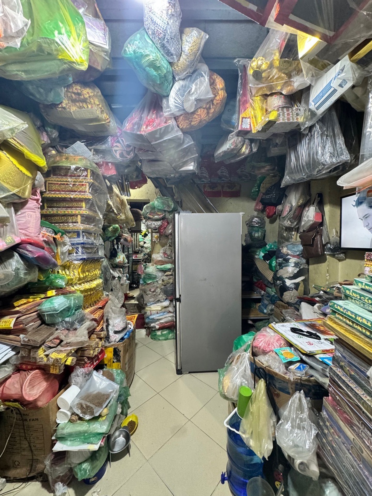 Bán nhà Vĩnh Hưng - diện tích 50m2 2 tầng - Ô tô tránh - giá 18,6 tỷ