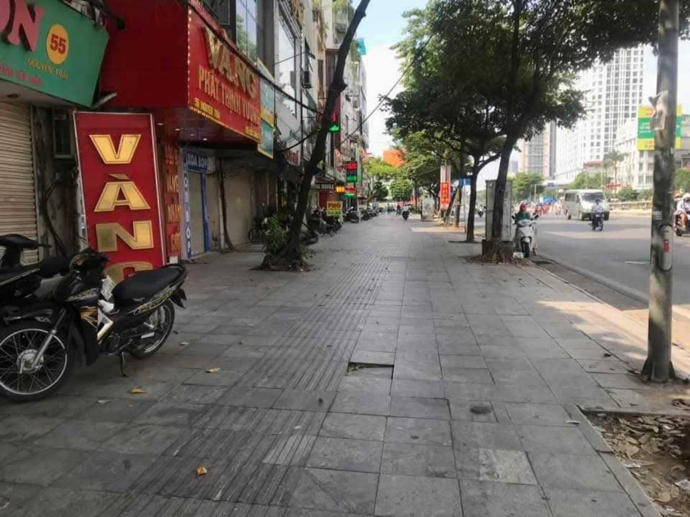 Bán nhà Nguyễn Trãi - diện tích 120m2 8 tầng - Ô tô tránh - giá 50 tỷ