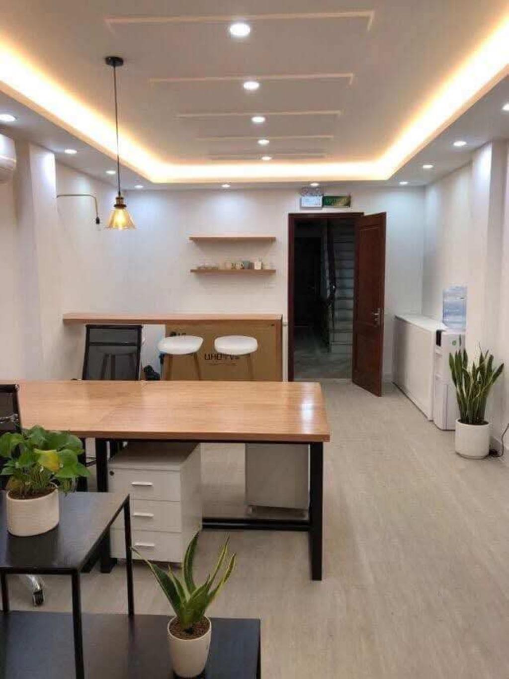 Bán nhà Nguyễn Trãi - diện tích 120m2 8 tầng - Ô tô tránh - giá 50 tỷ