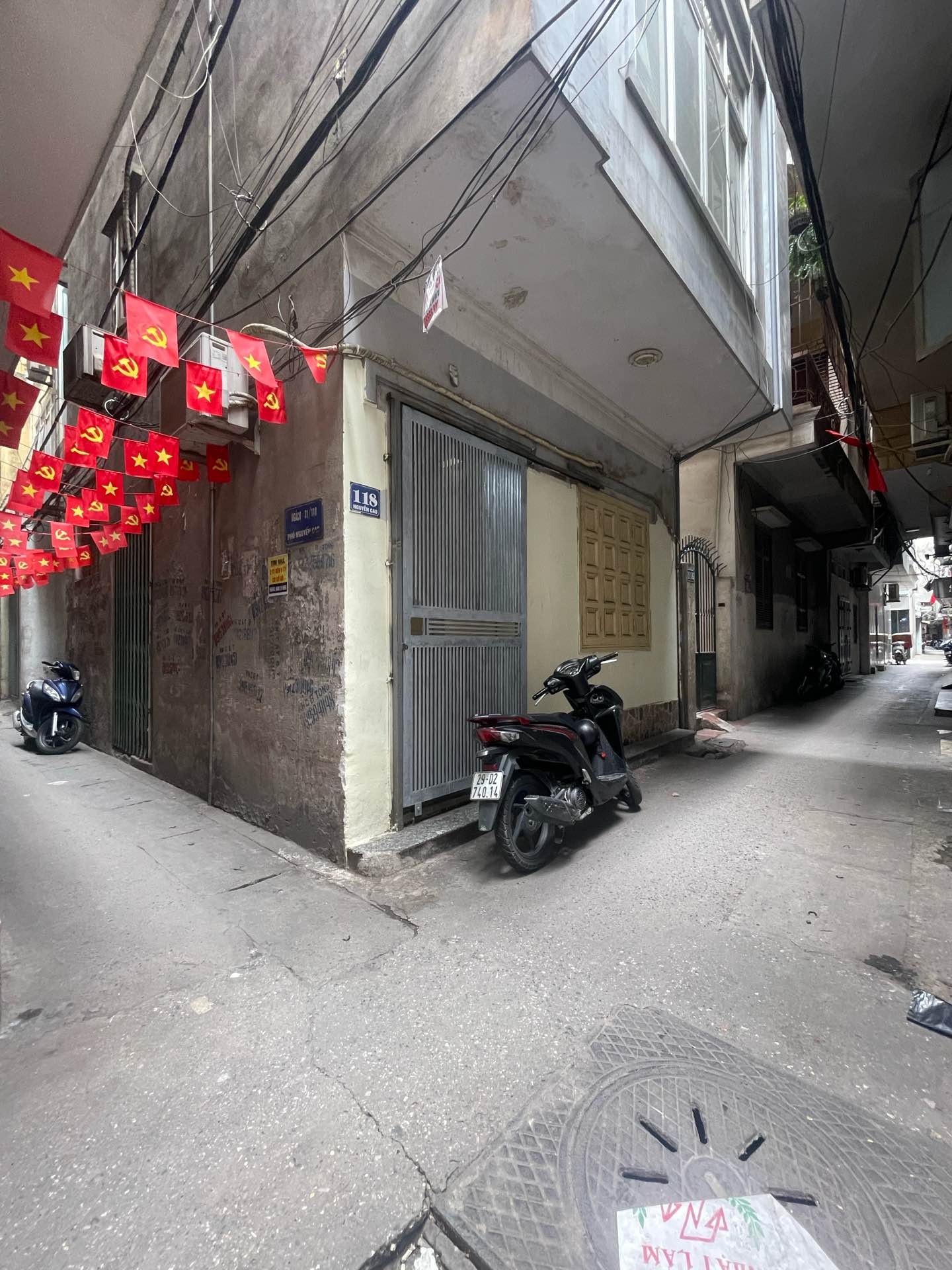 Bán nhà Nguyễn Cao - diện tích 45m2 4 tầng - ô tô tránh - giá 13,5 tỷ