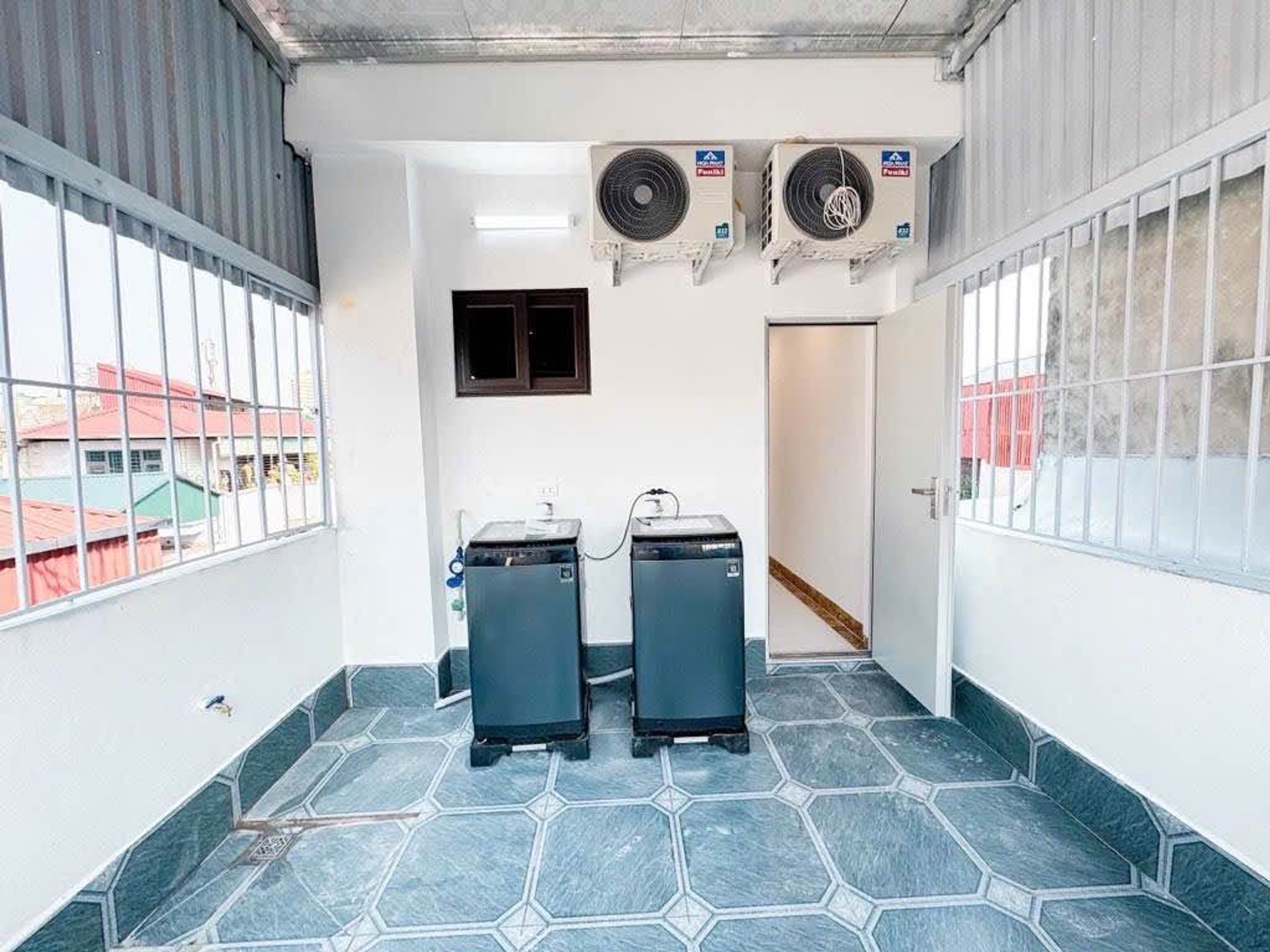 Bán nhà Kim Ngưu - diện tích 49m2 5 tầng - Nhà mới có thang máy - giá 10,6 tỷ