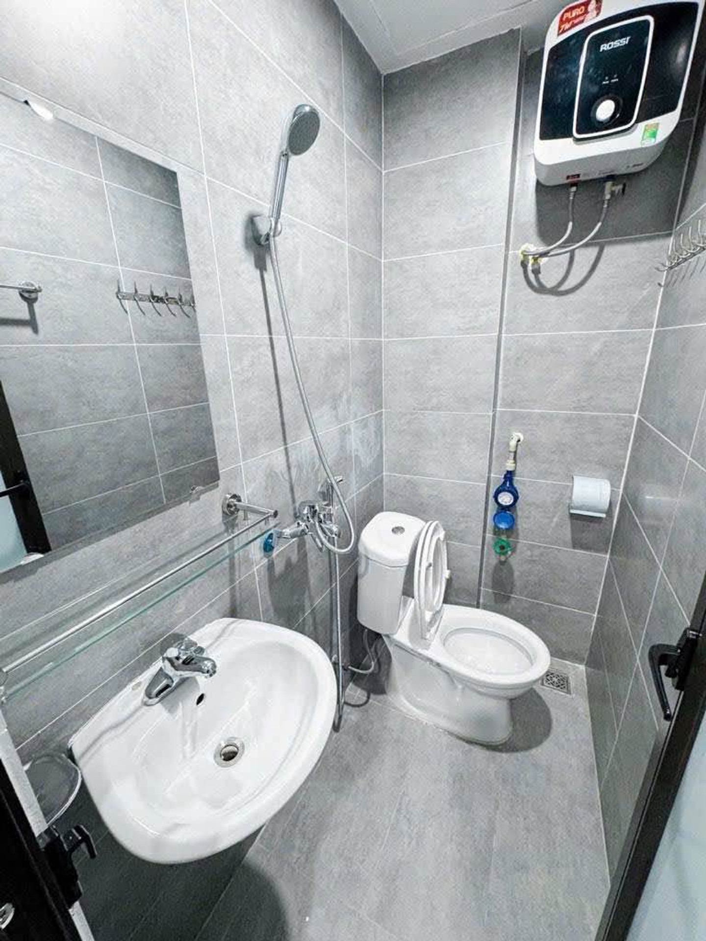 Bán nhà Kim Ngưu - diện tích 49m2 5 tầng - Nhà mới có thang máy - giá 10,6 tỷ