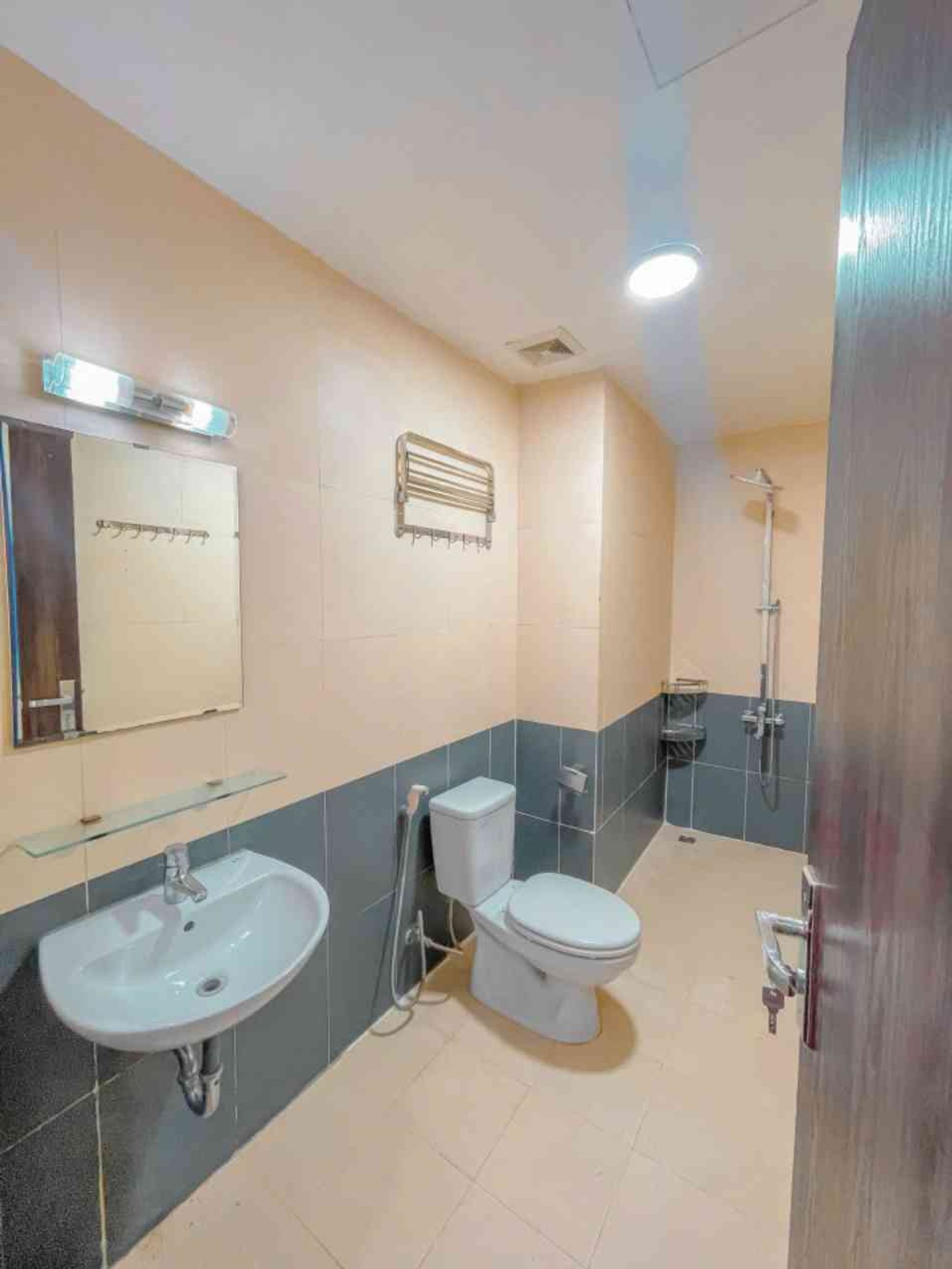 Bán nhà Nguyễn Xiển - diện tích 101m2 1 tầng - Căn hộ chung cư - giá 7,57 tỷ