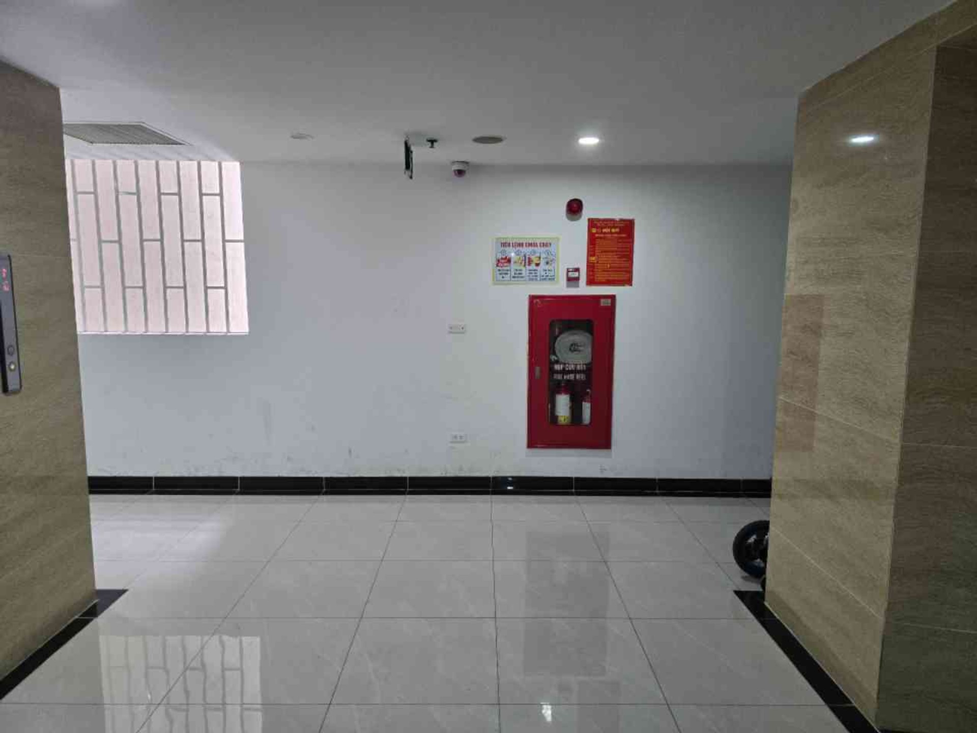 Bán nhà Nguyễn Xiển - diện tích 101m2 1 tầng - Căn hộ chung cư - giá 7,57 tỷ