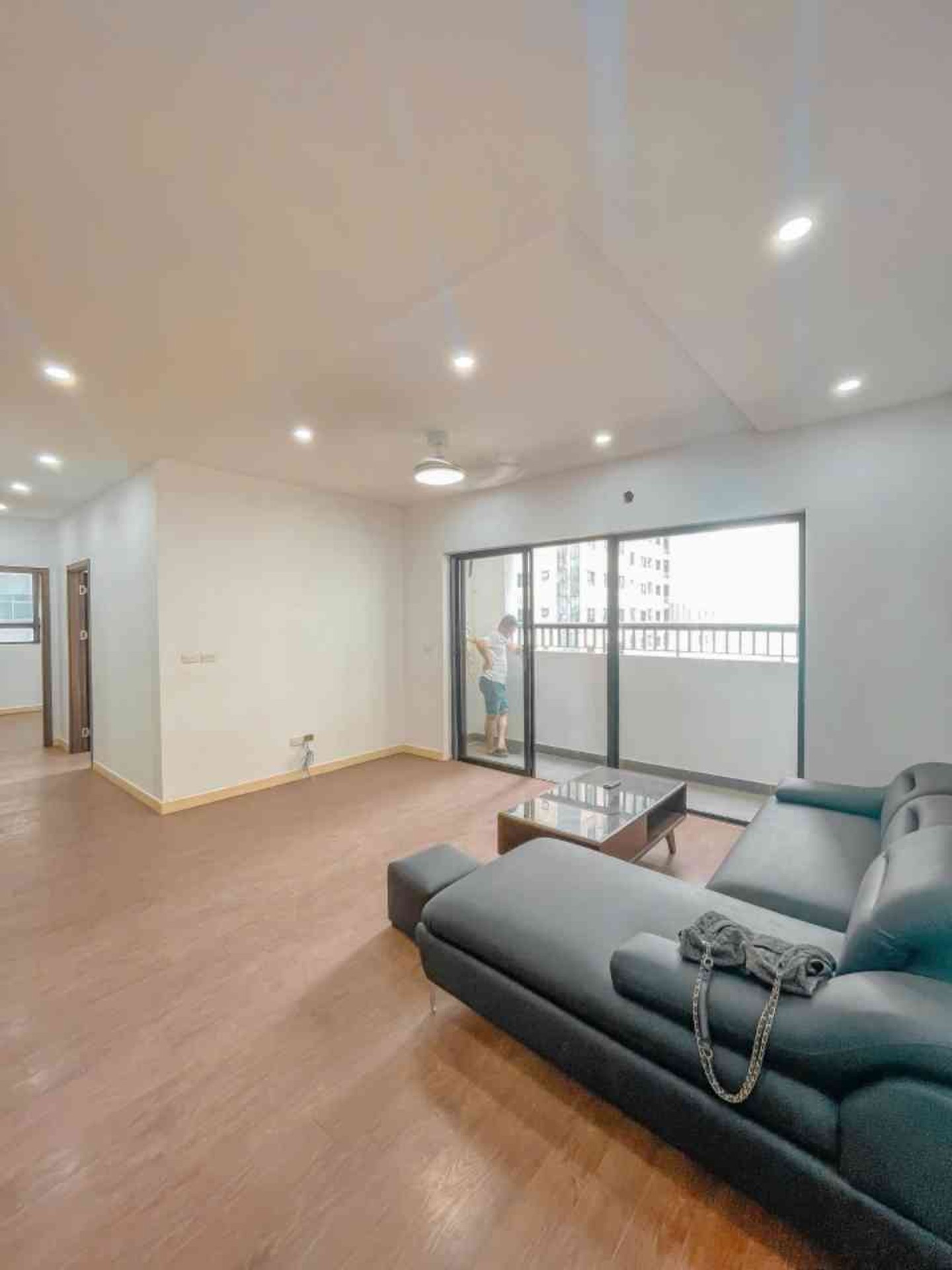 Bán nhà Nguyễn Xiển - diện tích 101m2 1 tầng - Căn hộ chung cư - giá 7,57 tỷ