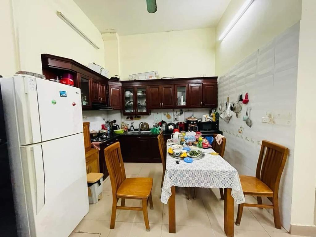 Bán nhà Đặng Thái Thân - diện tích 30m2 6 tầng - Lô góc, ô tô tránh - giá 30 tỷ