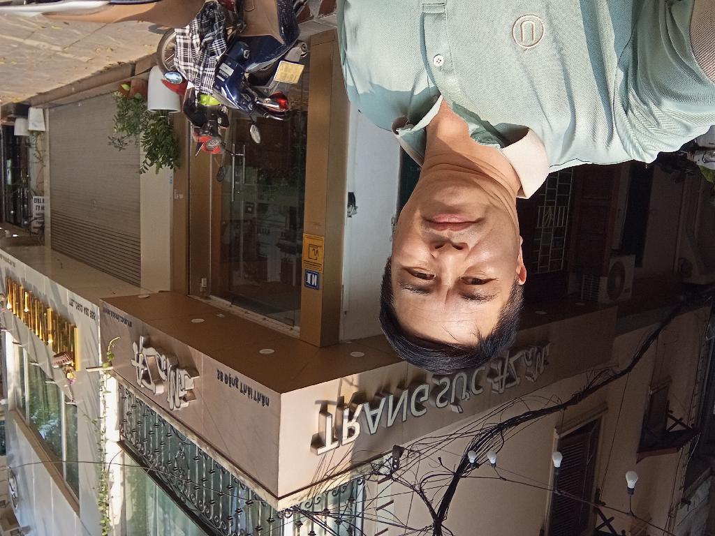 Bán nhà Đặng Thái Thân - diện tích 30m2 6 tầng - Lô góc, ô tô tránh - giá 30 tỷ