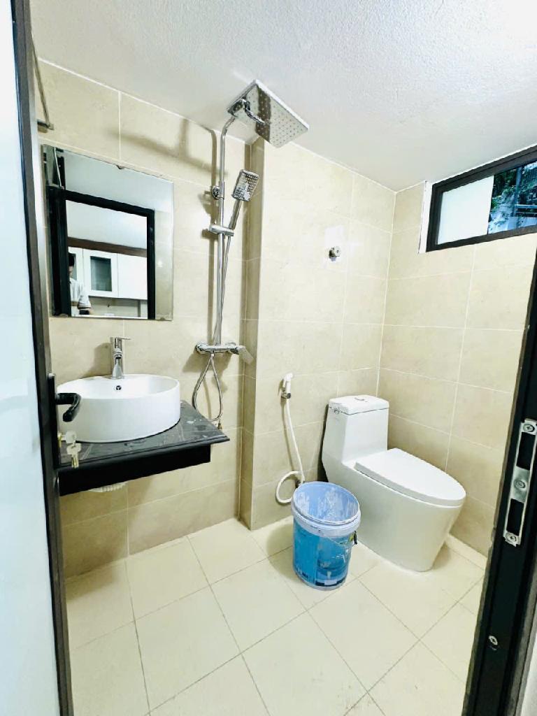 Bán nhà Đặng Thái Thân - diện tích 30m2 6 tầng - Lô góc, ô tô tránh - giá 30 tỷ