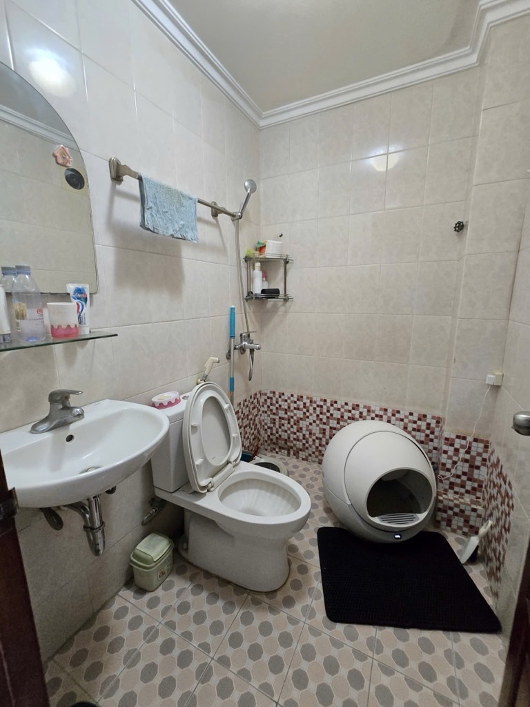 Bán nhà Tôn Đức Thắng - diện tích 43.6m2 4 tầng - Mặt phố kinh doanh sầm uất - giá 28,6 tỷ