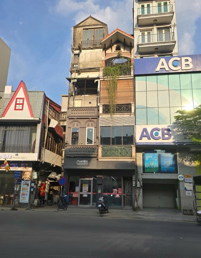 Bán nhà Tôn Đức Thắng - diện tích 43.6m2 4 tầng - Mặt phố kinh doanh sầm uất - giá 28,6 tỷ