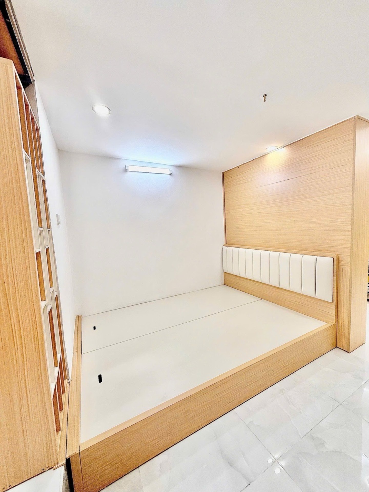 Bán nhà Lò Đúc - diện tích 55m2 2 tầng - nhà đẹp full nội thất - giá 2,85 tỷ