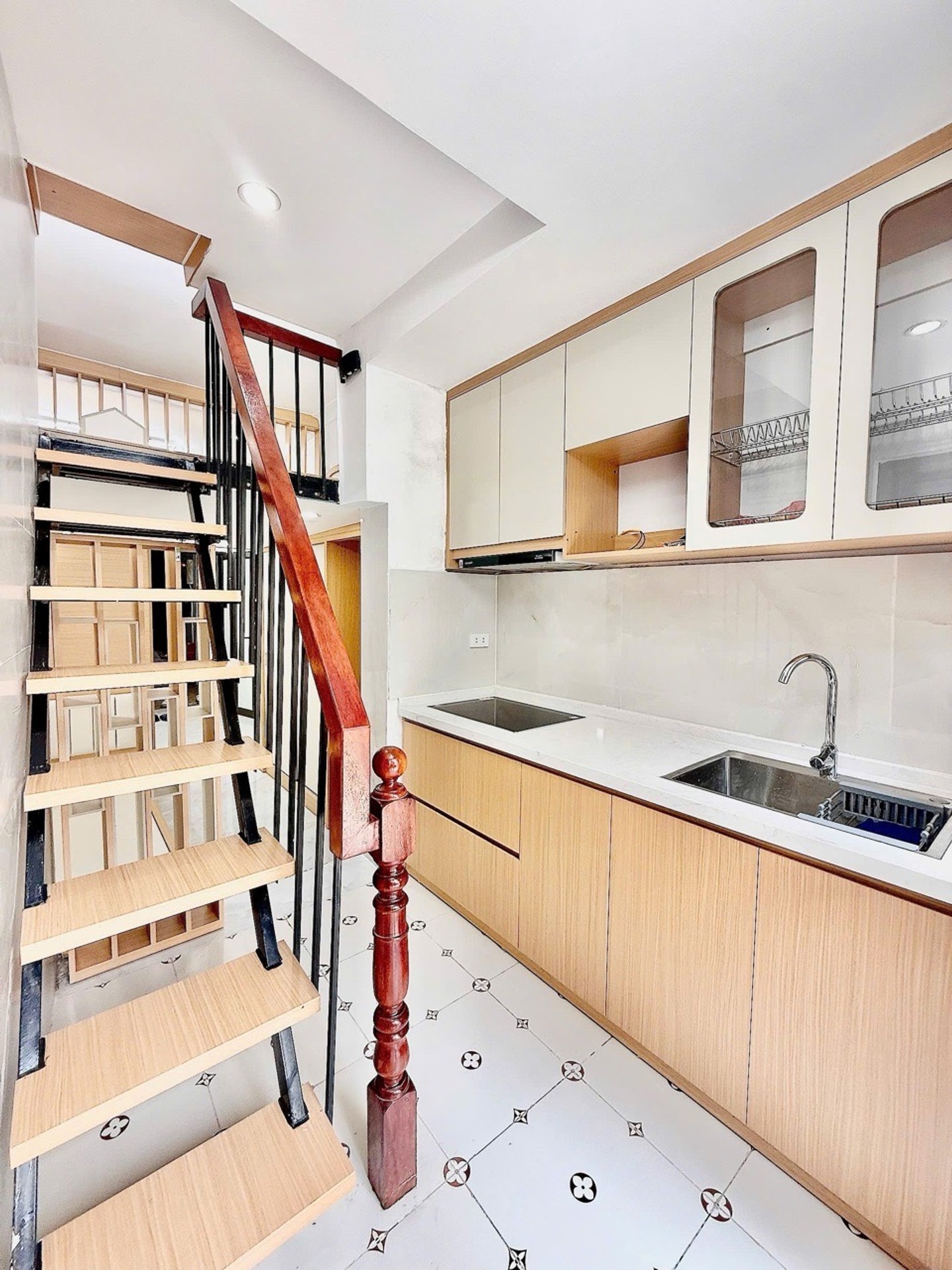 Bán nhà Lò Đúc - diện tích 55m2 2 tầng - nhà đẹp full nội thất - giá 2,85 tỷ