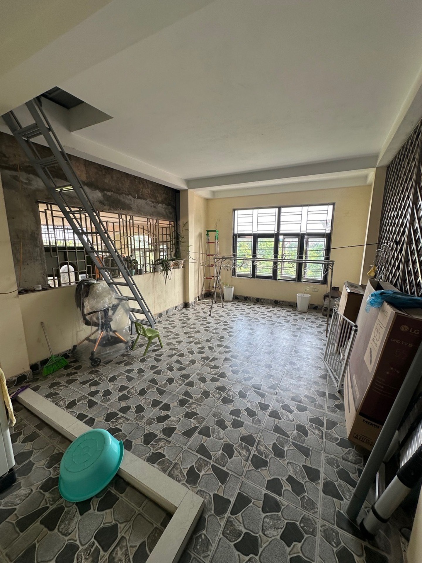 Bán nhà Dương Văn Bé - diện tích 45m2 5 tầng - ô tô qua nhà - giá 14,95 tỷ