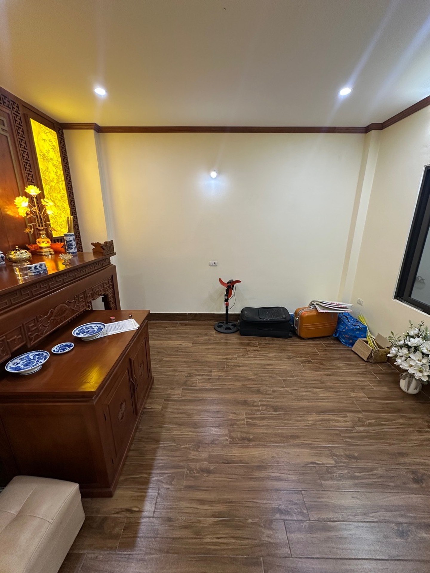 Bán nhà Dương Văn Bé - diện tích 45m2 5 tầng - ô tô qua nhà - giá 14,95 tỷ
