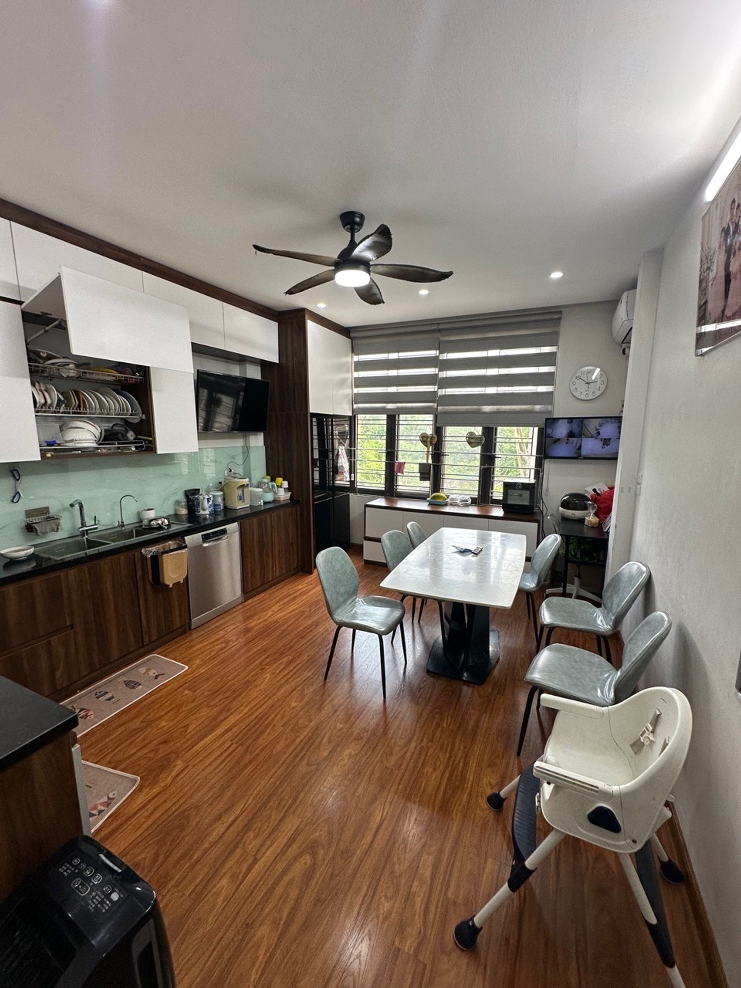 Bán nhà Dương Văn Bé - diện tích 45m2 5 tầng - ô tô qua nhà - giá 14,95 tỷ