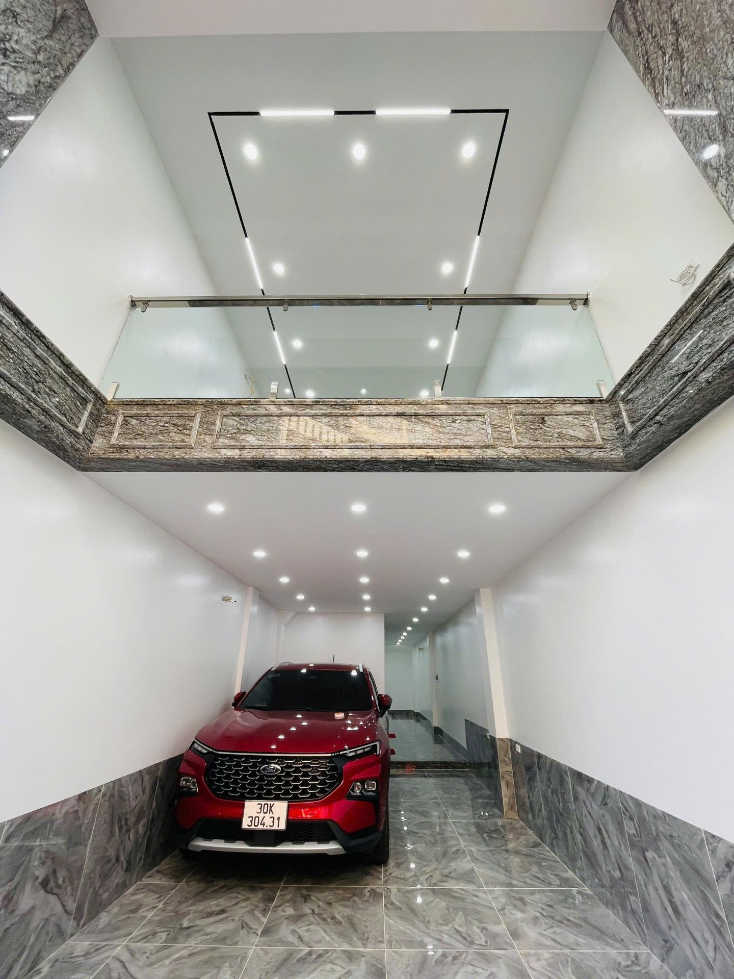 Bán nhà Thịnh Liệt - diện tích 75m2 7 tầng - Ô TÔ TRÁNH - giá 27,5 tỷ