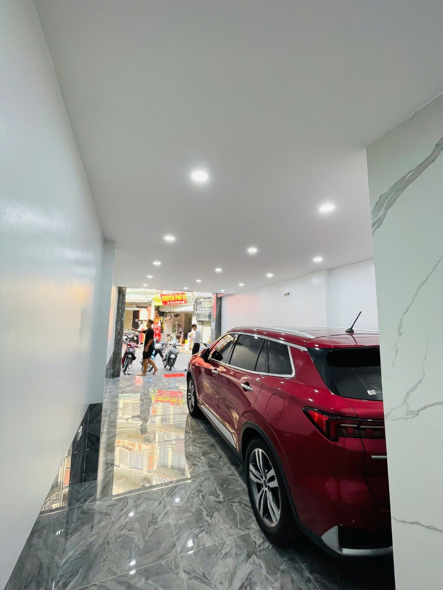 Bán nhà Thịnh Liệt - diện tích 75m2 7 tầng - Ô TÔ TRÁNH - giá 27,5 tỷ