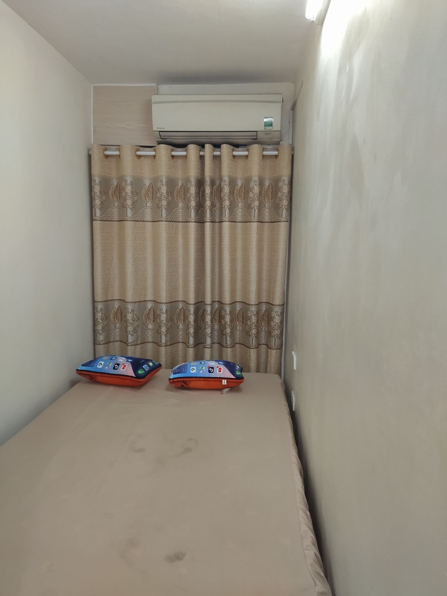 Bán nhà Tân Mai - diện tích 6m2 5 tầng - Cách ô tô tránh 10 mét - giá 1,5 tỷ