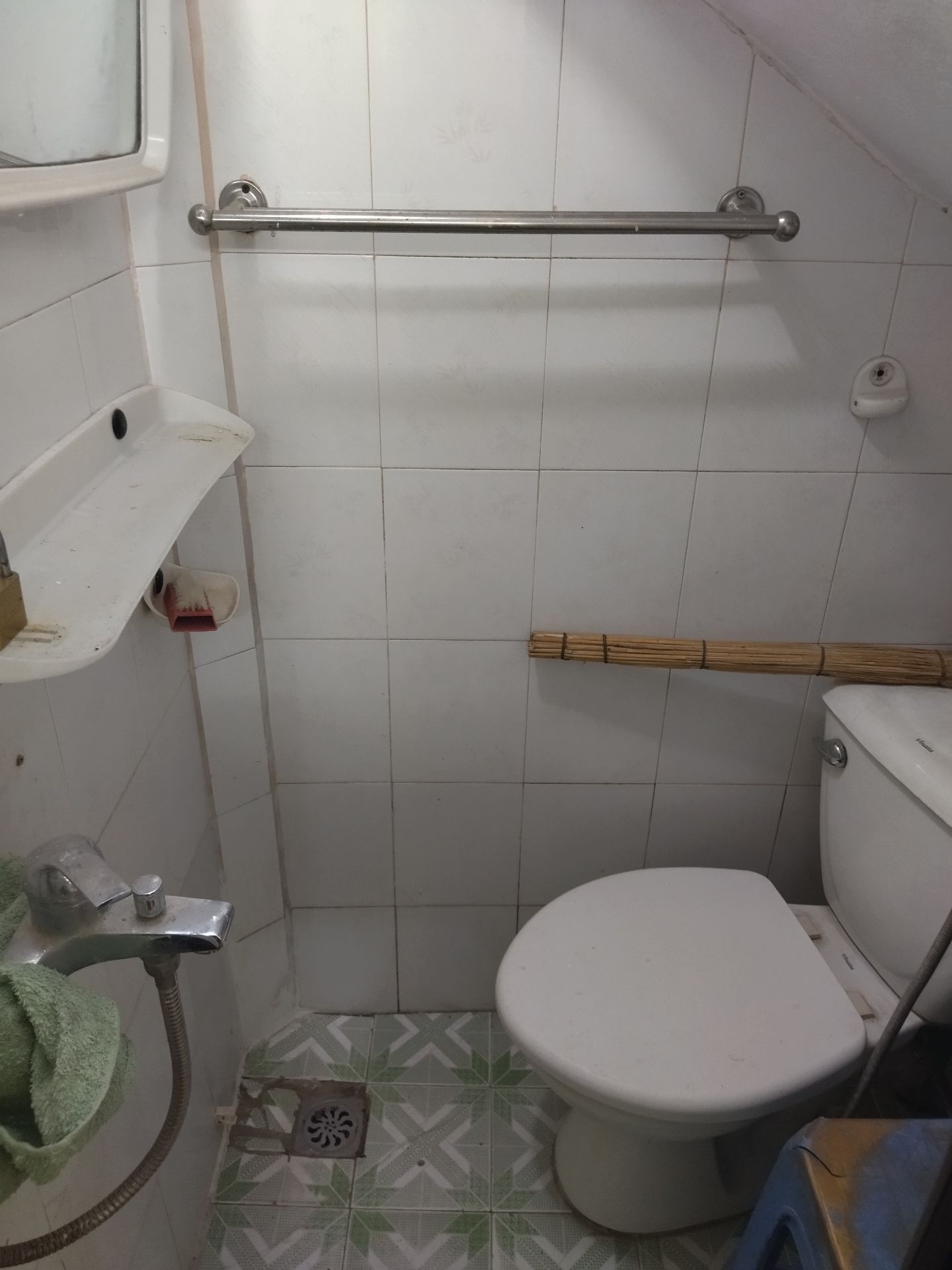 Bán nhà Tân Mai - diện tích 6m2 5 tầng - Cách ô tô tránh 10 mét - giá 1,5 tỷ